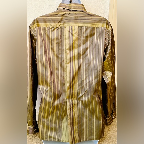 Silk striped shirt gold tones tailored lines long back vent button front yoked - Picture 5 of 5